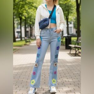 Floral Embroidered Women's Jeans